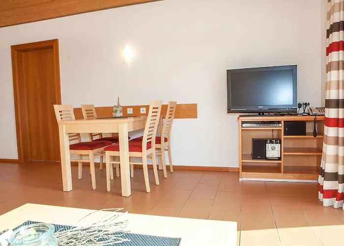 Haus Geier Апартаменты Риден
